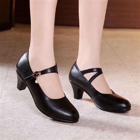 Black Leather Mary Jane Shoes With Buckle .